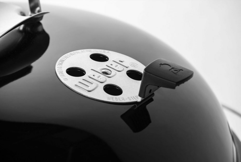 Weber 57cm Master-Touch Kettle Black Plus - Image 6